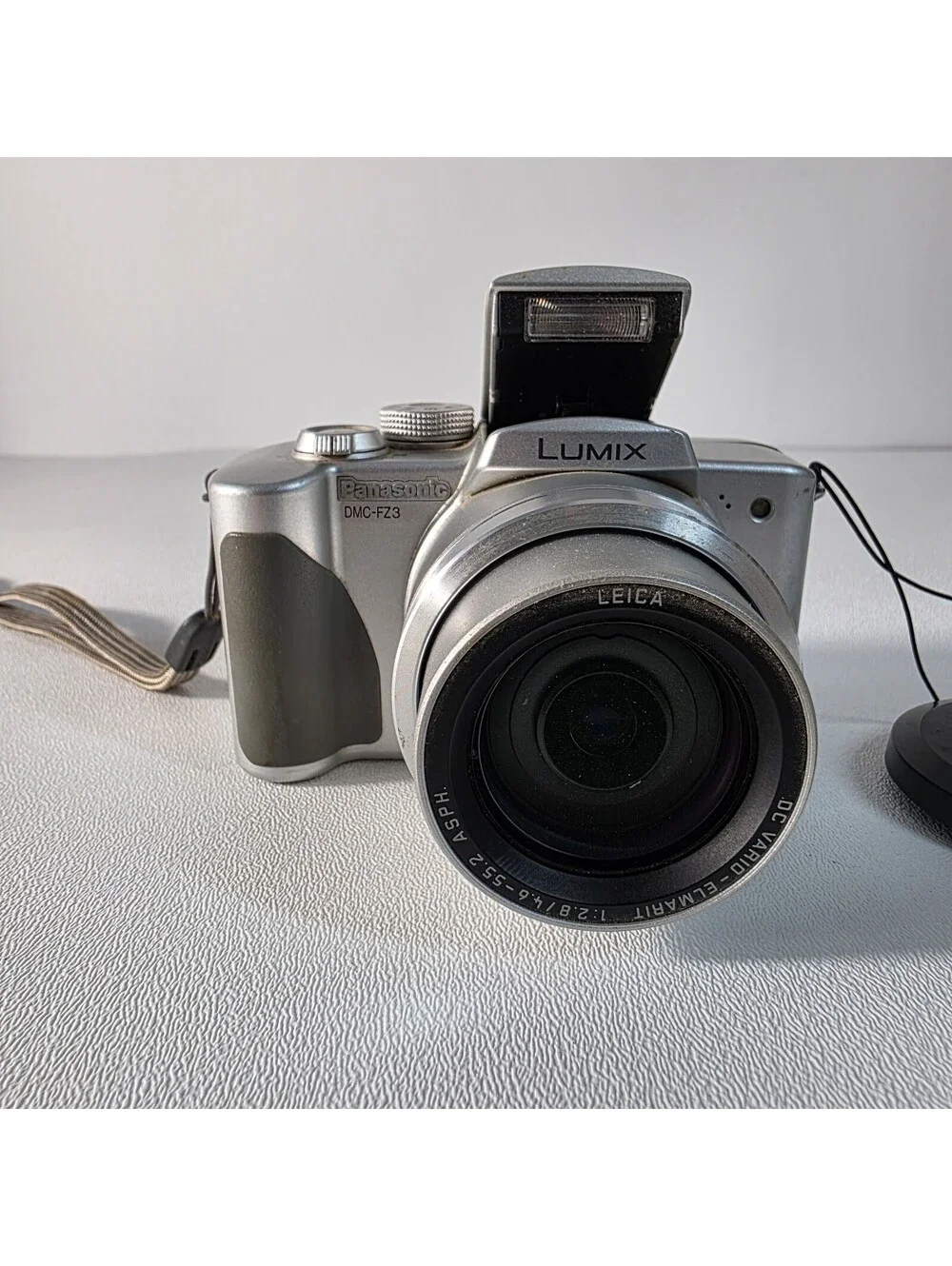 Panasonic LUMIX DMC-FZ3 3.0MP Digital Camera Silver Includes Battery